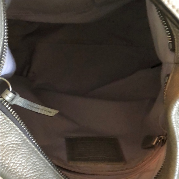 Coach purse - Picture 5 of 6